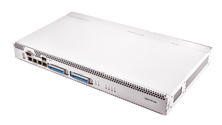 Транковый шлюз SMG-1016M с функциями IP-АТС
